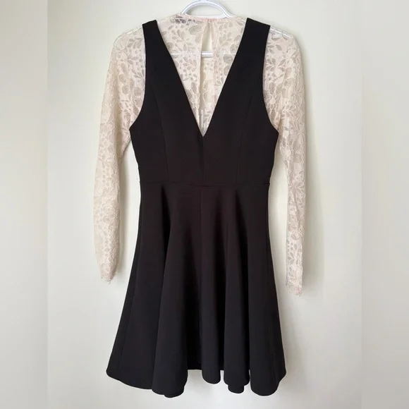 Sandro Nita Black Cream Lace Long Sleeve Dress - Picture 7 of 11